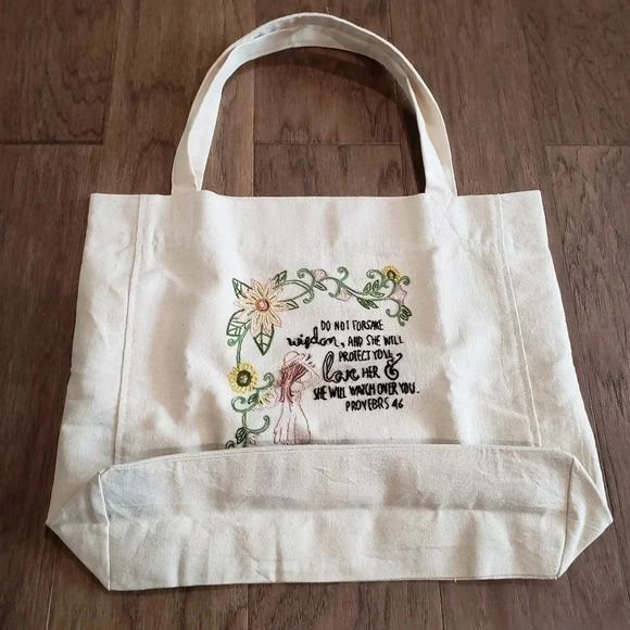 Handmade Embroidered Canvas Totebag - Picture 6 of 8